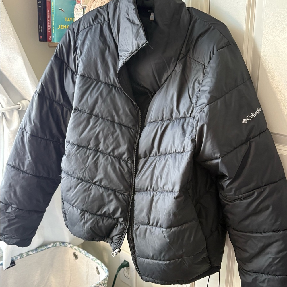 Columbia Black puffer Jacket